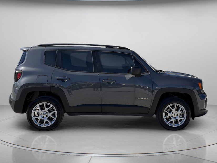 Used 2022 Jeep Renegade Latitude Sport Utility