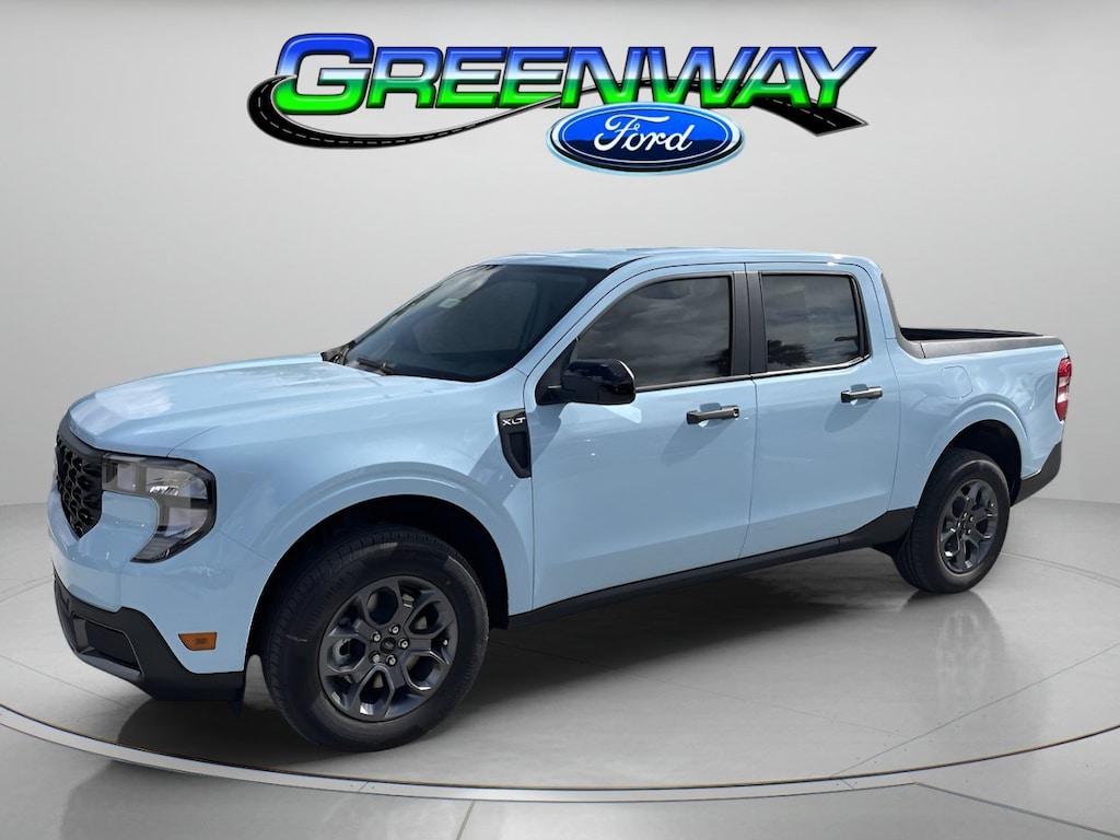 New 2026 Ford Maverick XLT Crew Cab Pickup
