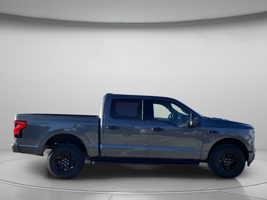New 2025 Ford F-150 Lightning XLT Crew Cab Pickup