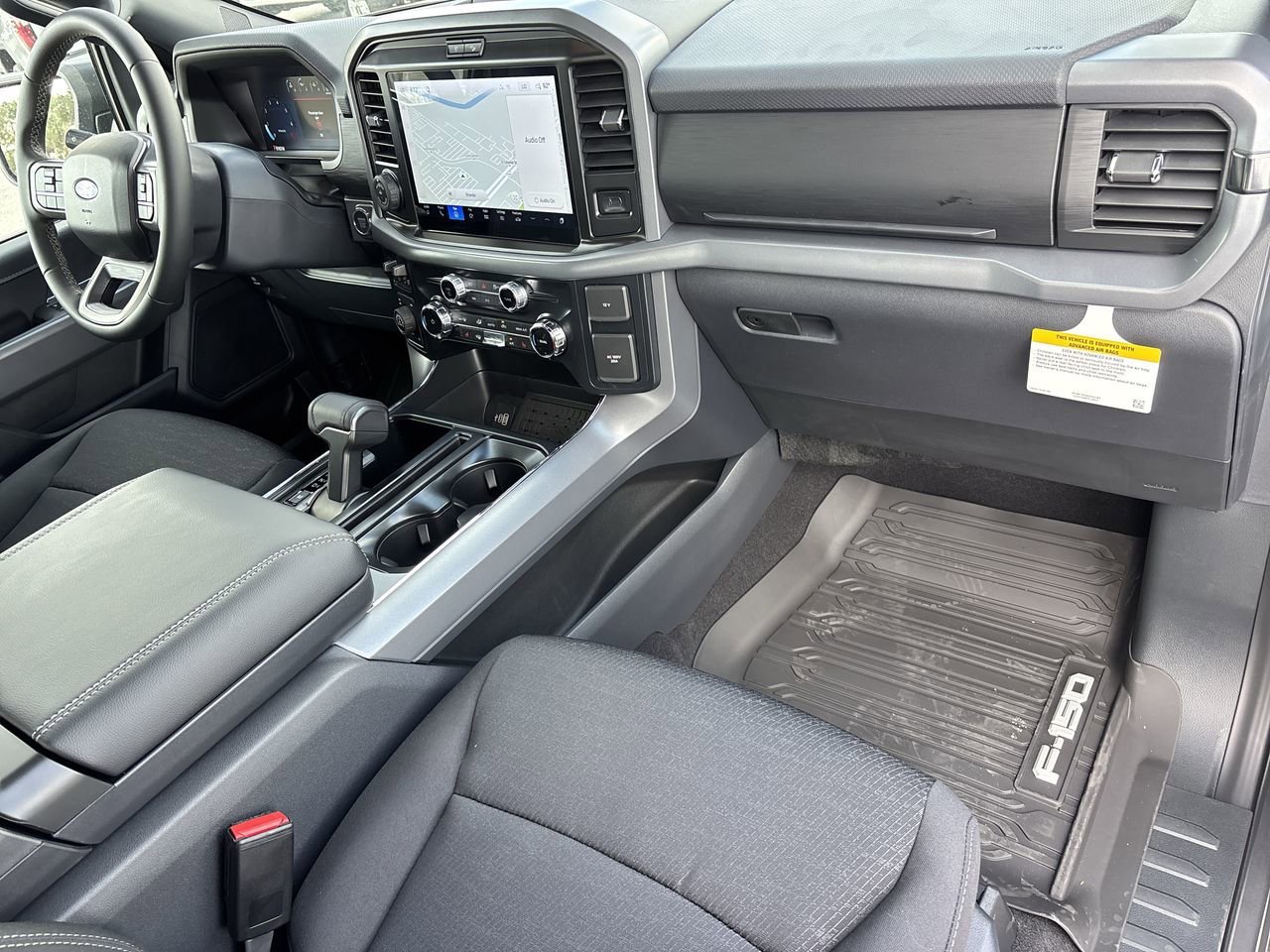 2026 Ford F-150 XLT - Photo 13