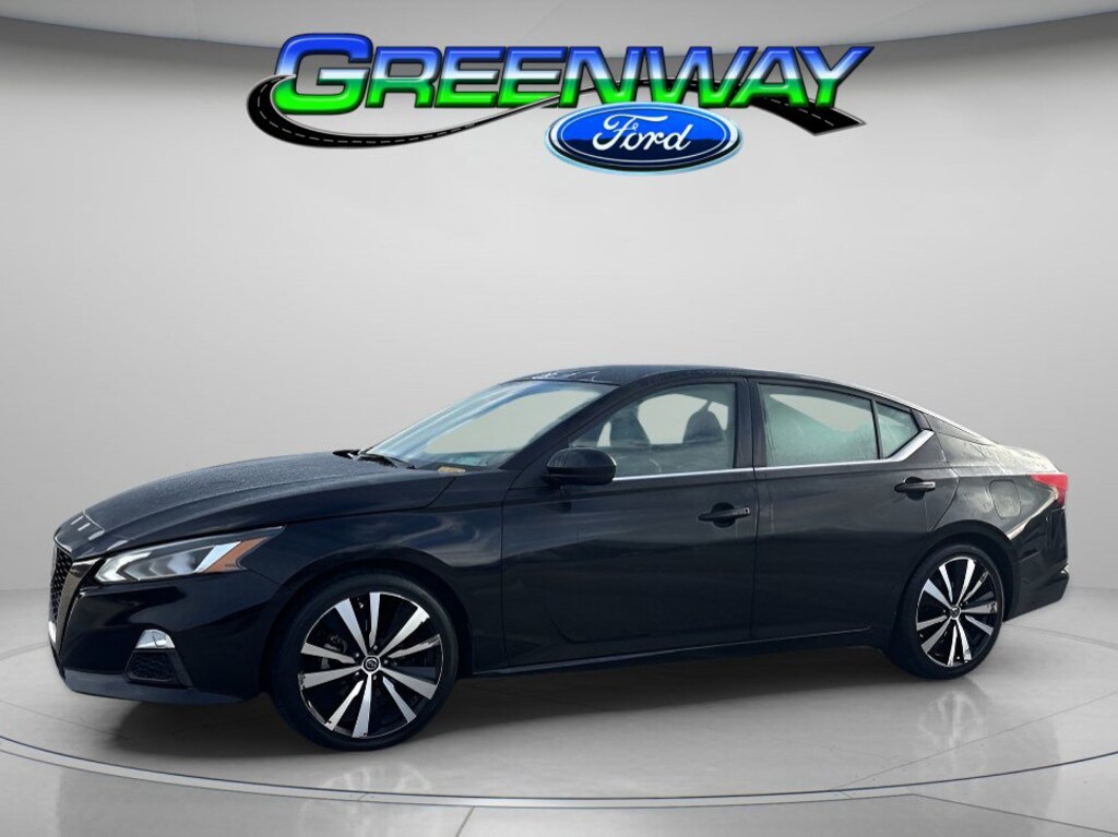 Used 2021 Nissan Altima 2.5 SR 4dr Car
