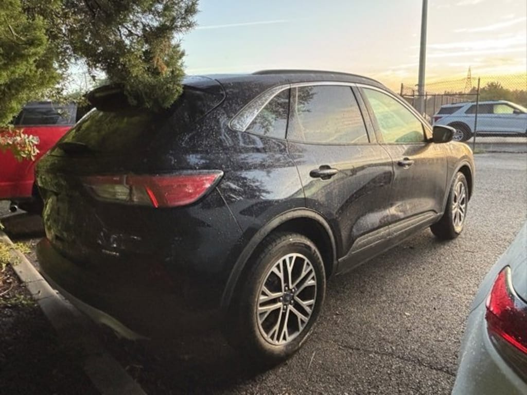 Used 2021 Ford Escape SEL Sport Utility