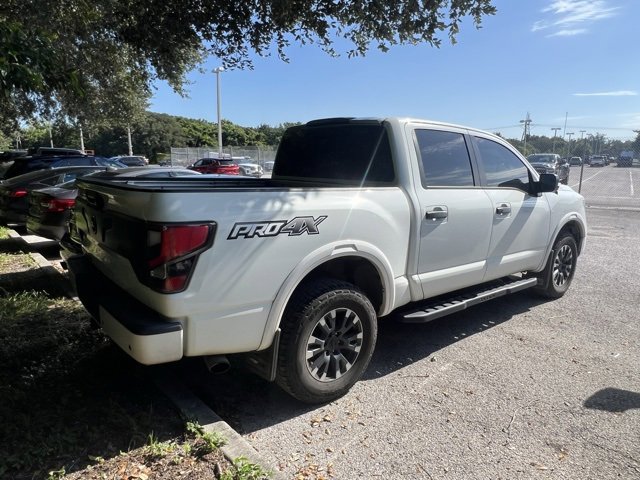 2020 Nissan Titan PRO-4X Crew Cab photo 2