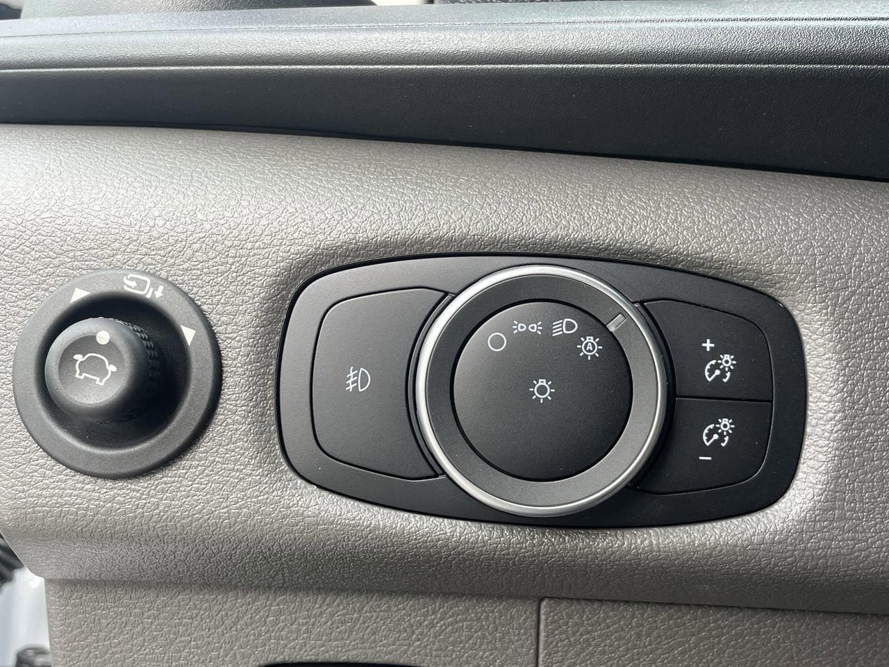 2025 Ford Transit Van Base - Photo 29