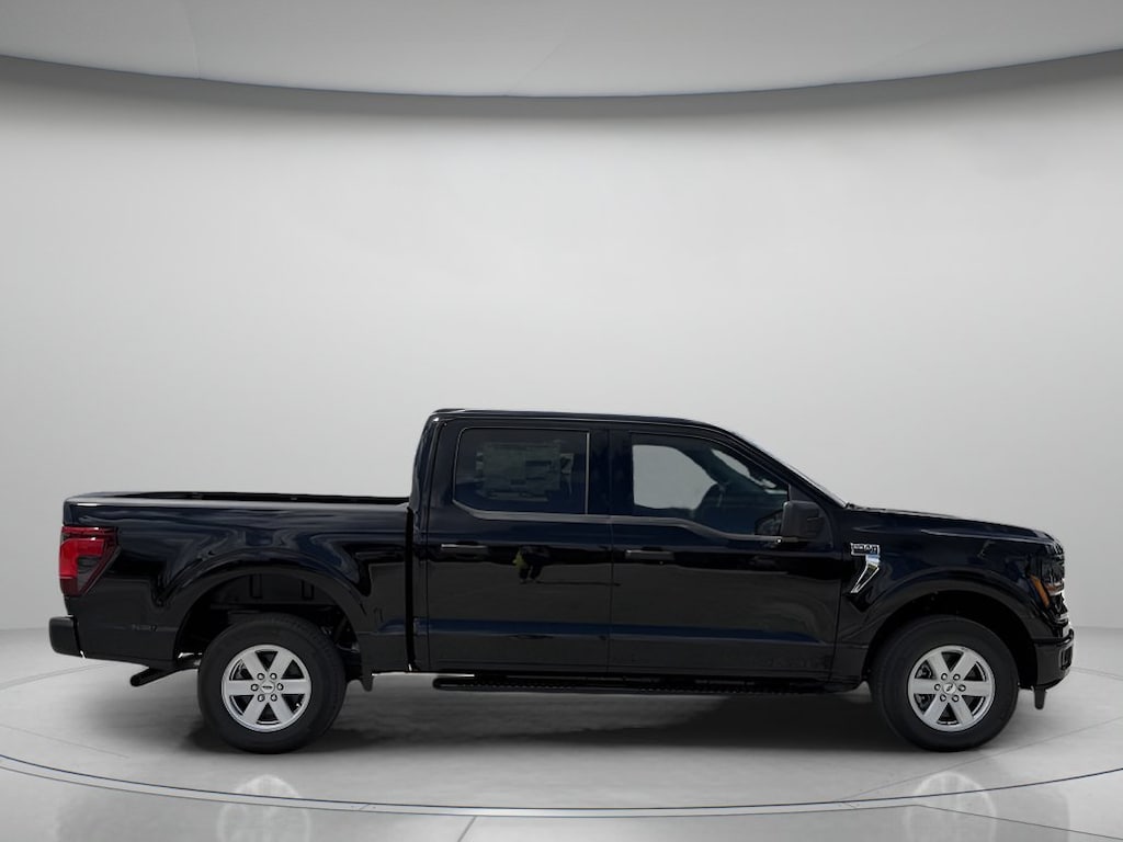 New 2026 Ford F-150 XLT Crew Cab Pickup