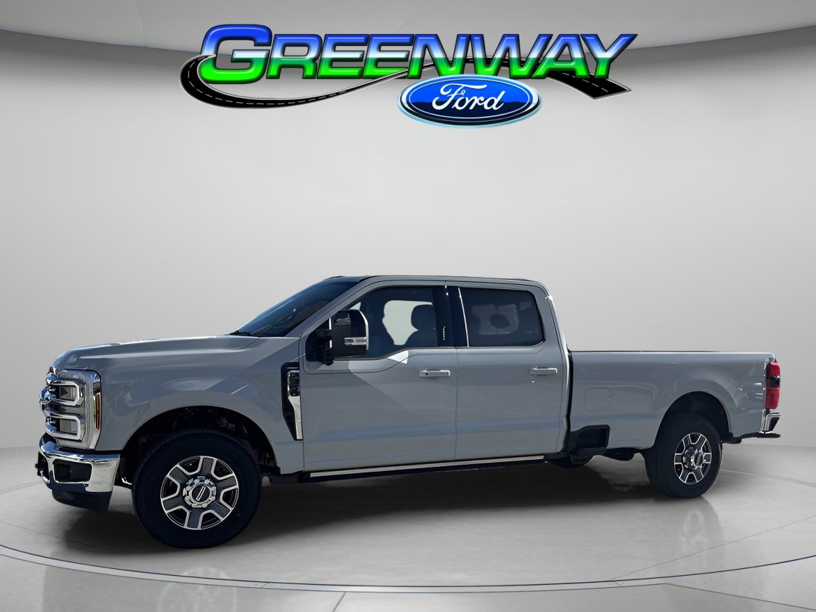 2026 Ford F-350 Super Duty XL's photo