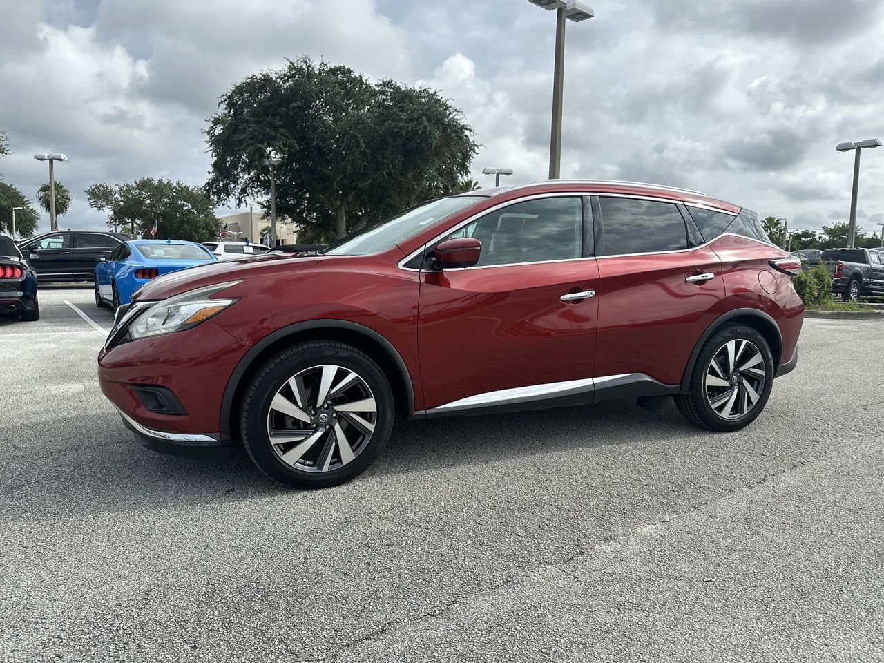 Used 2017 Nissan Murano Platinum with VIN 5N1AZ2MG2HN130692 for sale in Orlando, FL