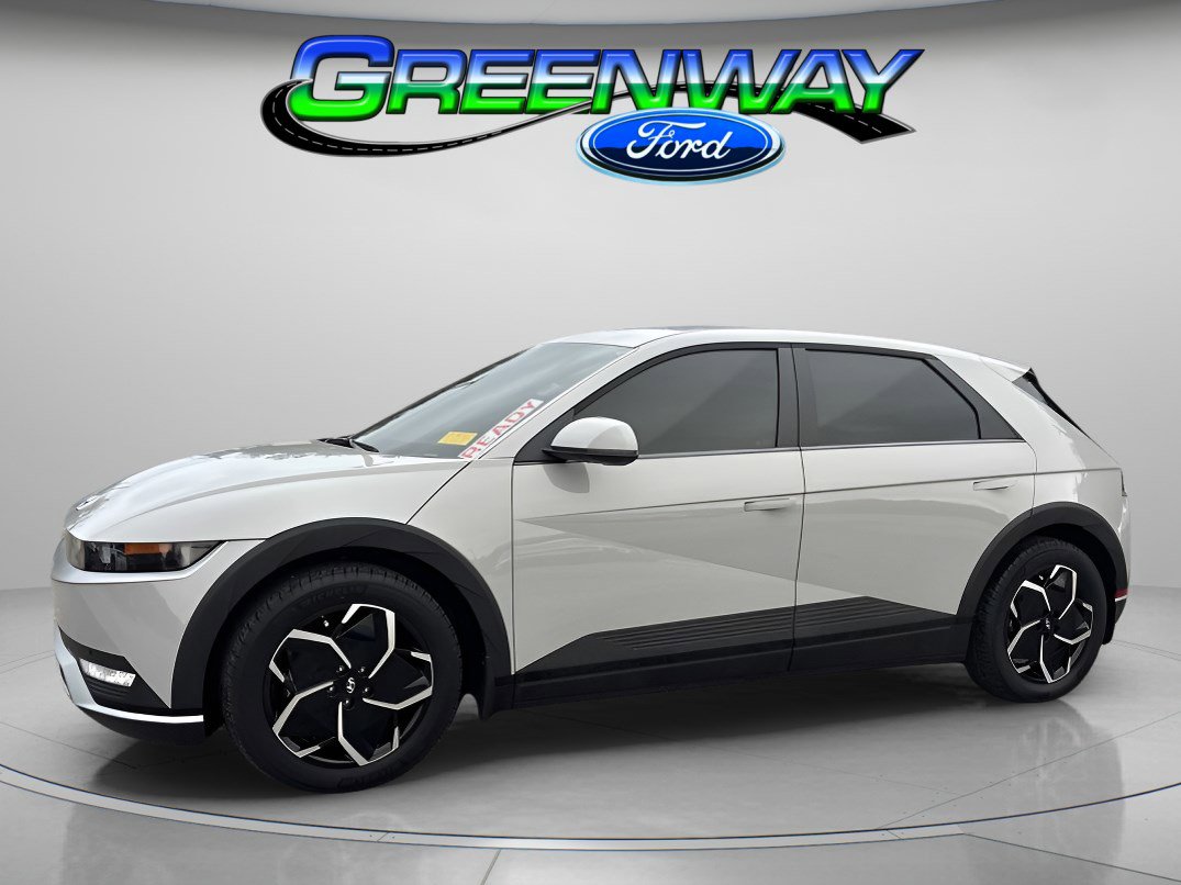 2024 Hyundai IONIQ 5 SEL's photo