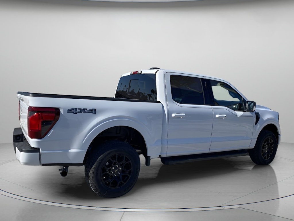 New 2026 Ford F-150 XLT Crew Cab Pickup