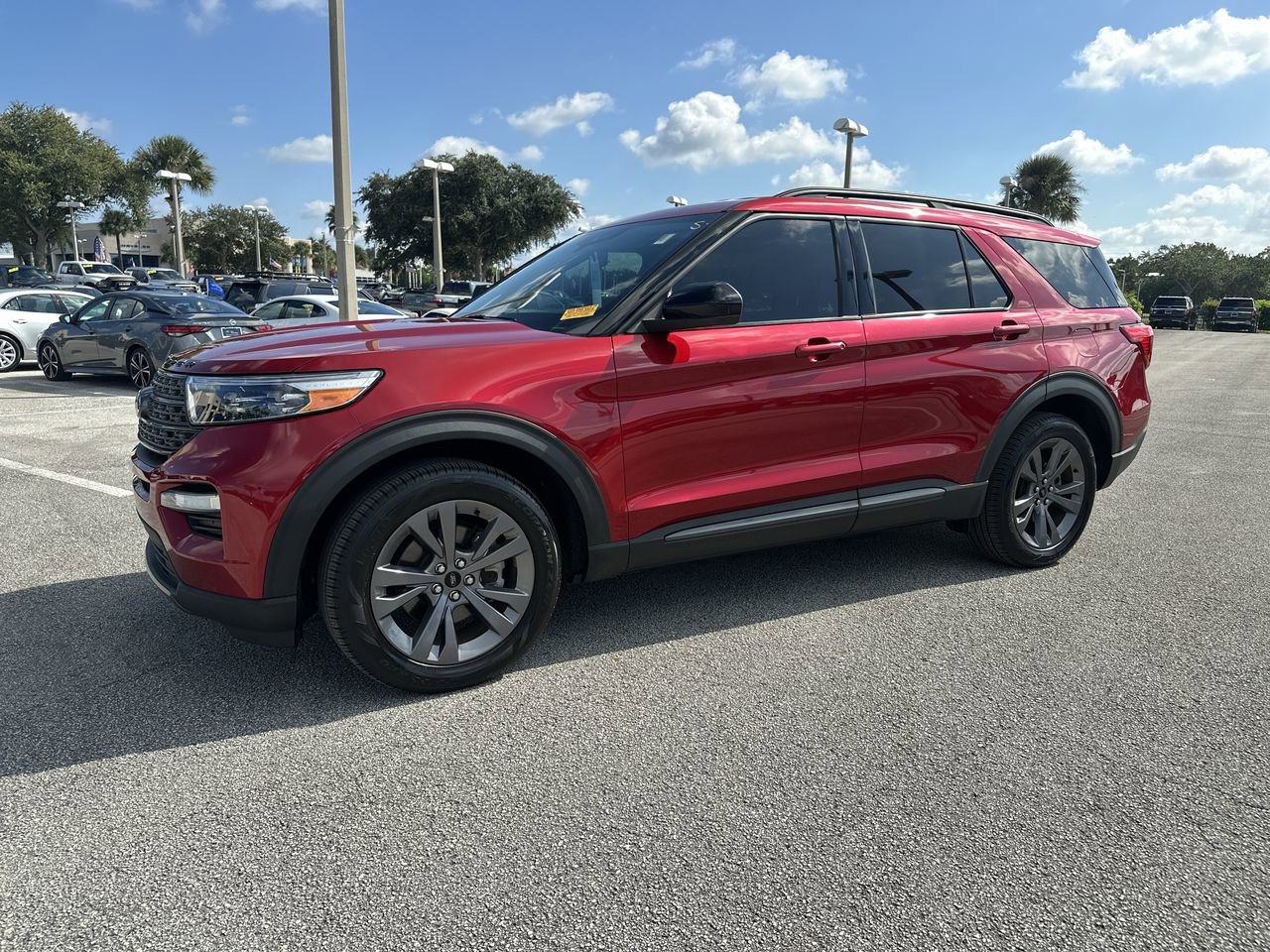 Certified 2022 Ford Explorer XLT with VIN 1FMSK7DH5NGA89845 for sale in Orlando, FL