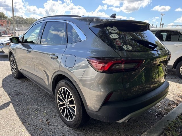 2023 Ford Escape Sport Hybrid photo 3