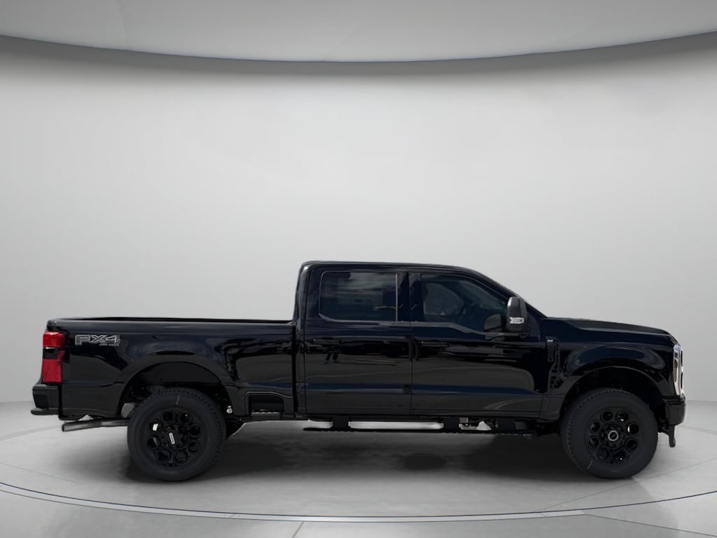 New 2027 Ford Super Duty F-250 SRW XLT Crew Cab Pickup