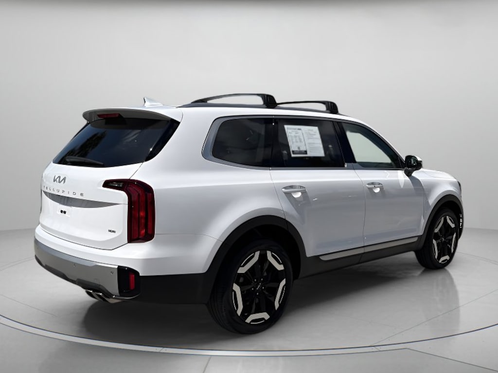 Used 2024 Kia Telluride S Sport Utility