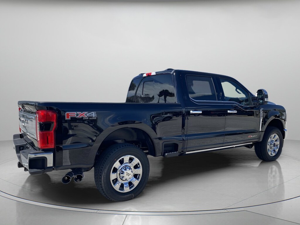 New 2026 Ford Super Duty F-250 SRW King Ranch Crew Cab Pickup