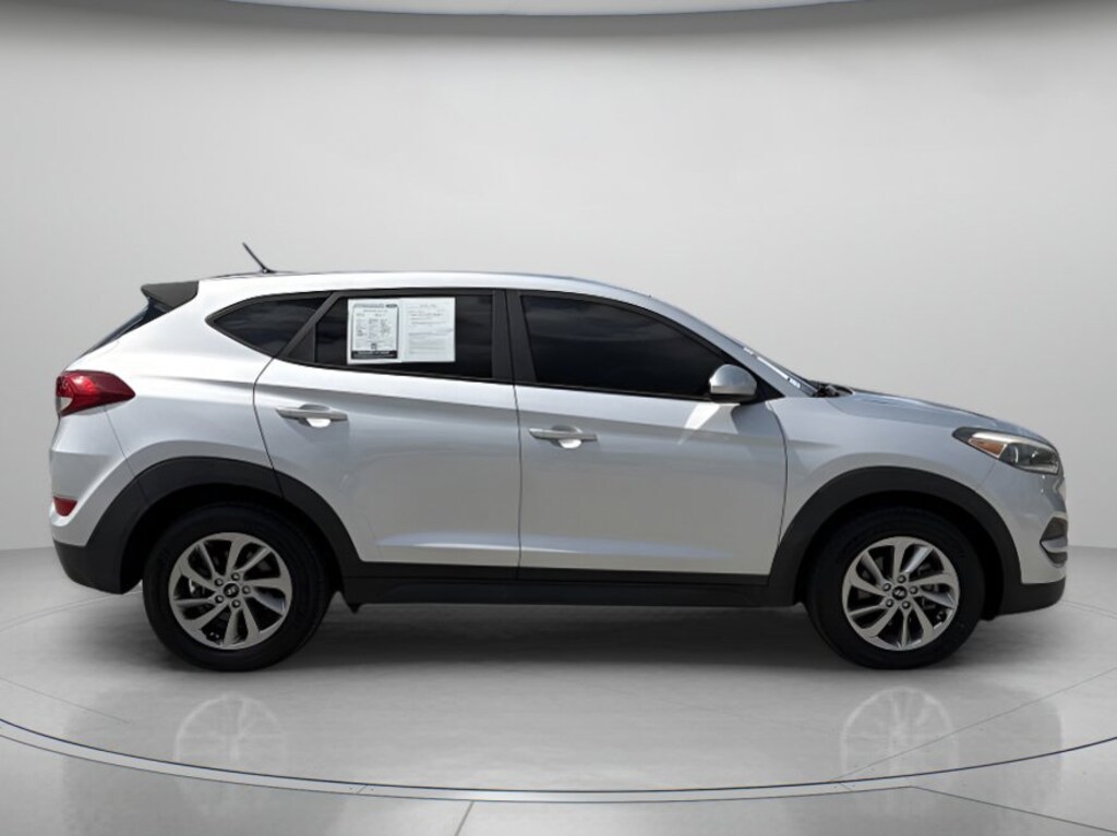 Used 2018 Hyundai Tucson SE Sport Utility