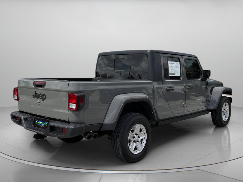 Used 2022 Jeep Gladiator Sport Crew Cab Pickup