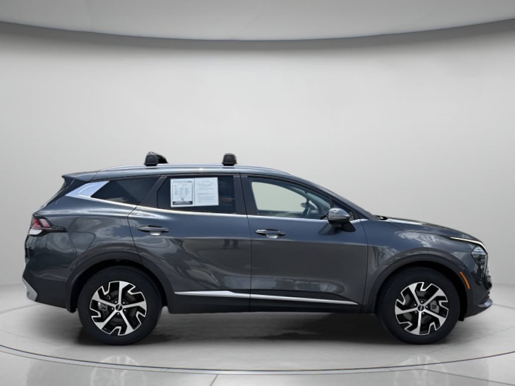 Used 2024 Kia Sportage EX Sport Utility