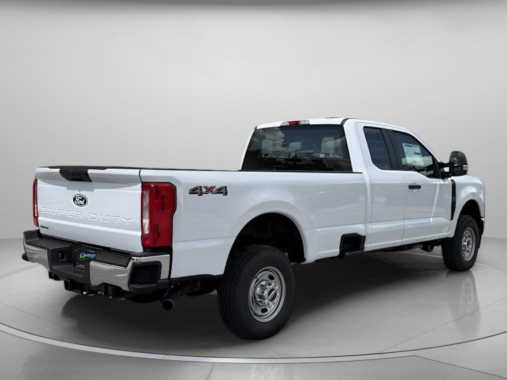 New 2027 Ford Super Duty F-350 SRW XL Extended Cab Pickup