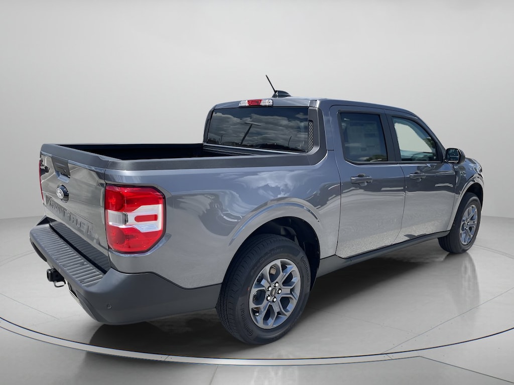 New 2026 Ford Maverick XLT Crew Cab Pickup