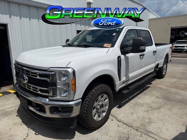 2023 Ford F-250 XLT 4x4 Crew Cab 8' Box's photo