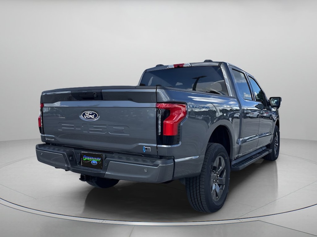 New 2025 Ford F-150 Lightning Flash Crew Cab Pickup
