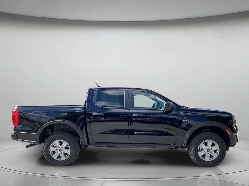 New 2025 Ford Ranger XL Crew Cab Pickup