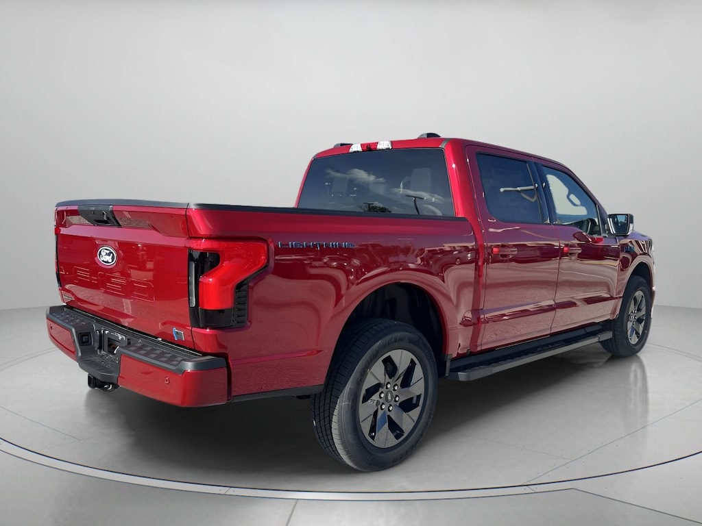 New 2025 Ford F-150 Lightning Flash Crew Cab Pickup