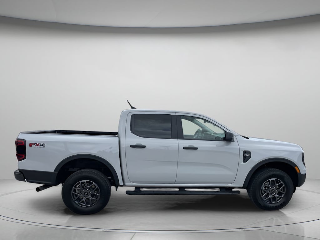 New 2026 Ford Ranger XLT Crew Cab Pickup