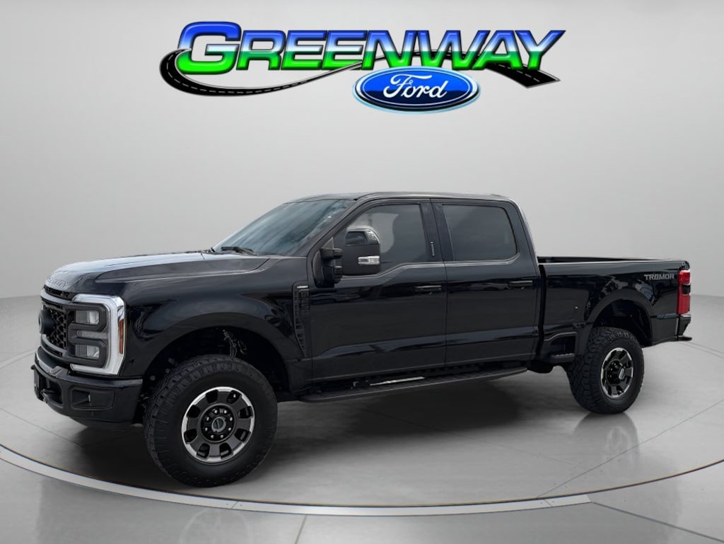 Used 2024 Ford Super Duty F-250 SRW Lariat Crew Cab Pickup