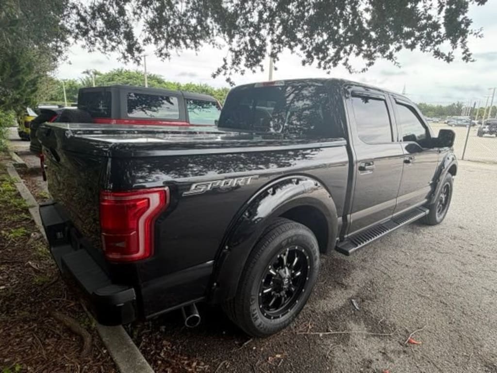 Used 2015 Ford F-150 Lariat Crew Cab Pickup