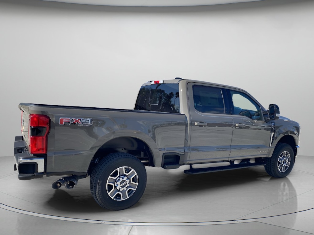 New 2026 Ford Super Duty F-250 SRW Lariat Crew Cab Pickup