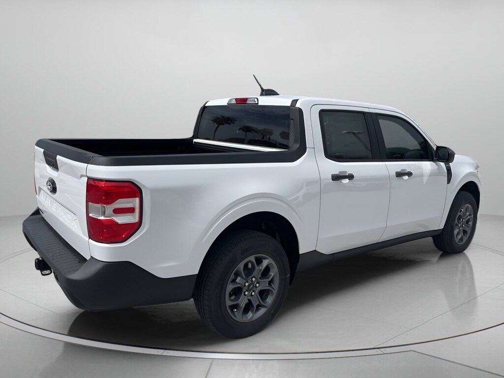 New 2026 Ford Maverick XLT Crew Cab Pickup