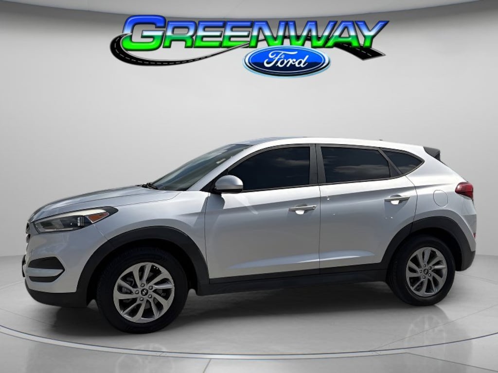 Used 2018 Hyundai Tucson SE Sport Utility