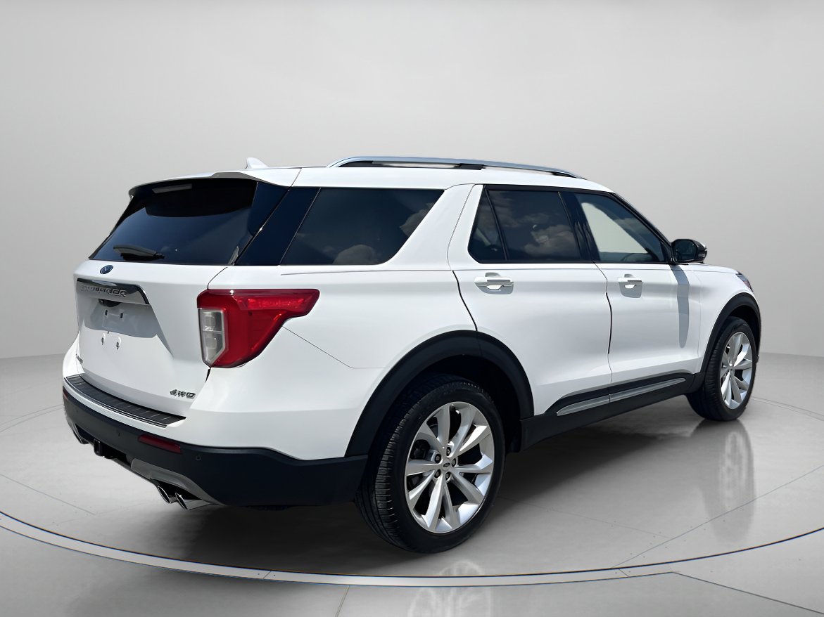 2023 Ford Explorer Platinum photo 2