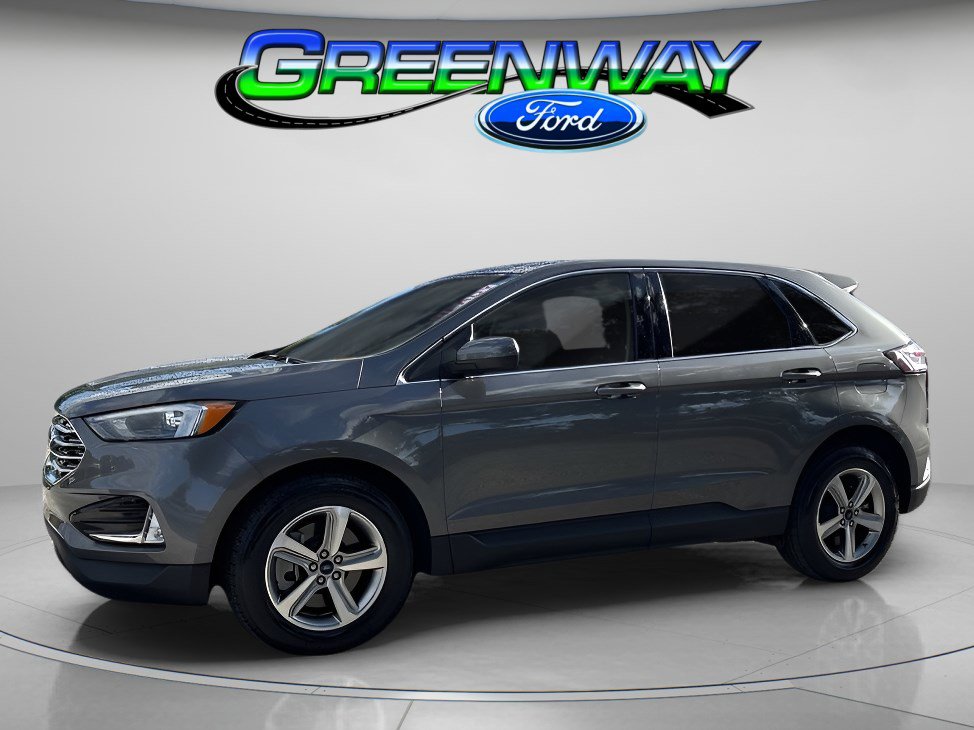 2022 Ford Edge SEL's photo