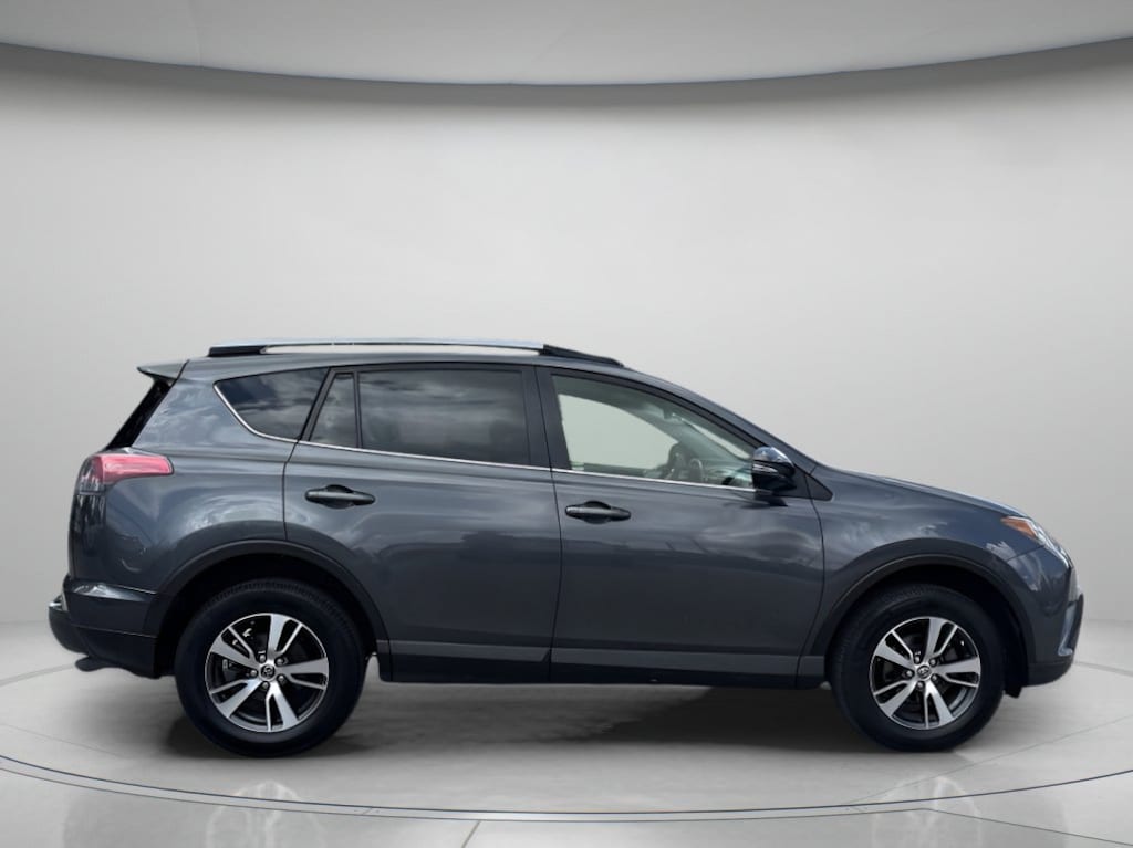 Used 2018 Toyota RAV4 XLE Sport Utility