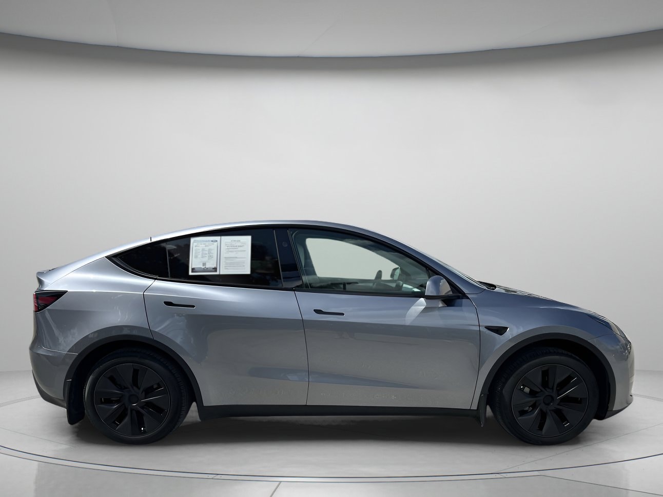 Used 2024 Tesla Model Y Long Range with VIN 7SAYGDED3RA316640 for sale in Orlando, FL