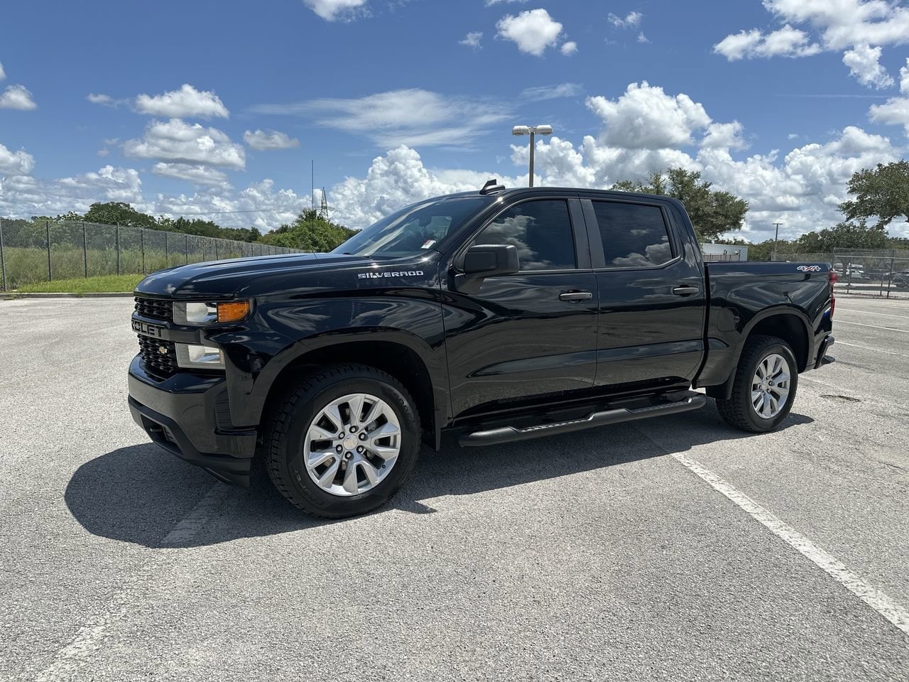 Used 2021 Chevrolet Silverado 1500 Custom with VIN 3GCPYBEKXMG449619 for sale in Orlando, FL