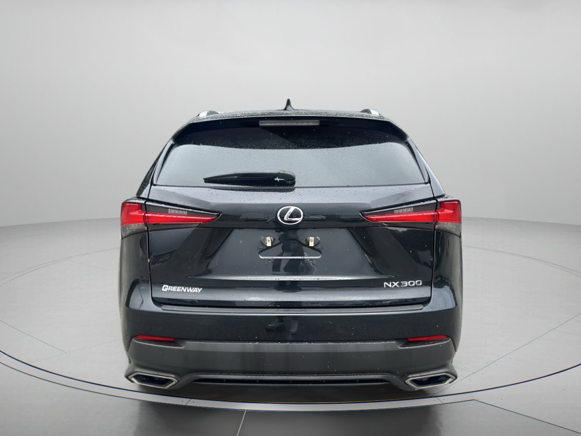 2021 Lexus NX 300 photo 4