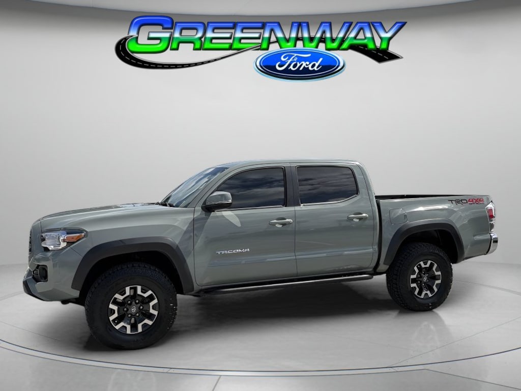 Used 2022 Toyota Tacoma 4WD TRD Off-Road Crew Cab Pickup