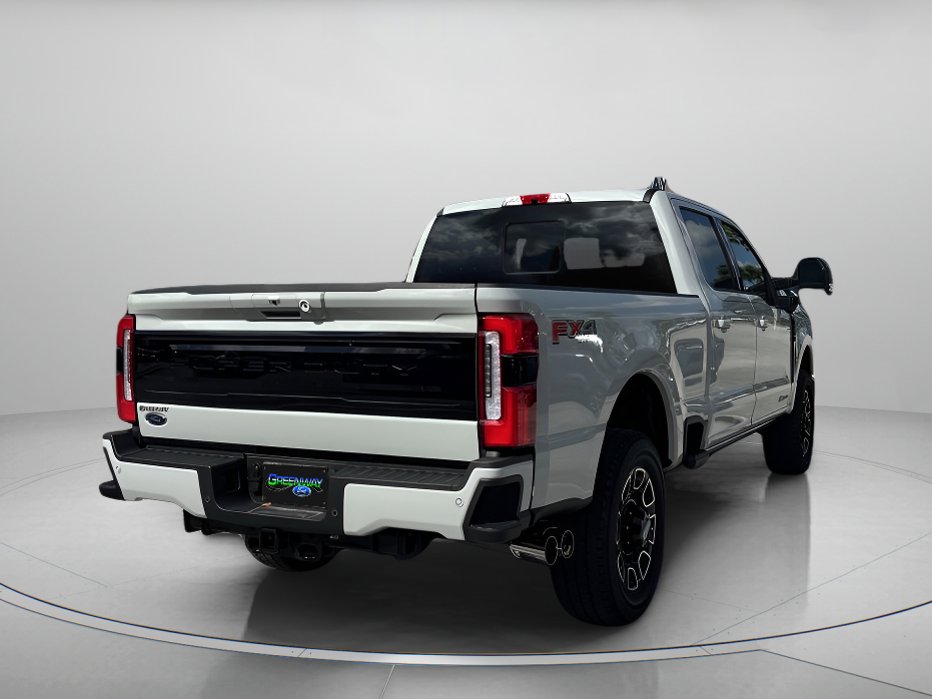 2025 Ford F-250 Platinum photo 3
