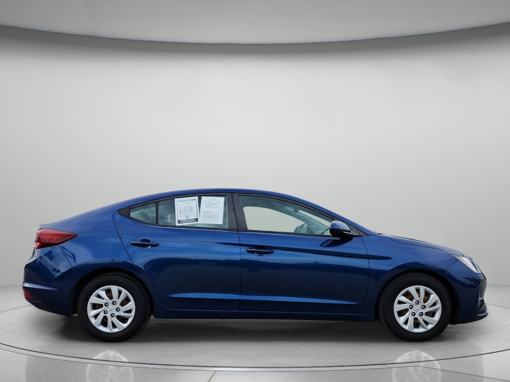 Used 2019 Hyundai Elantra SE 4dr Car