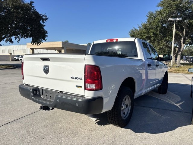 2017 Ram 1500 Tradesman photo 3