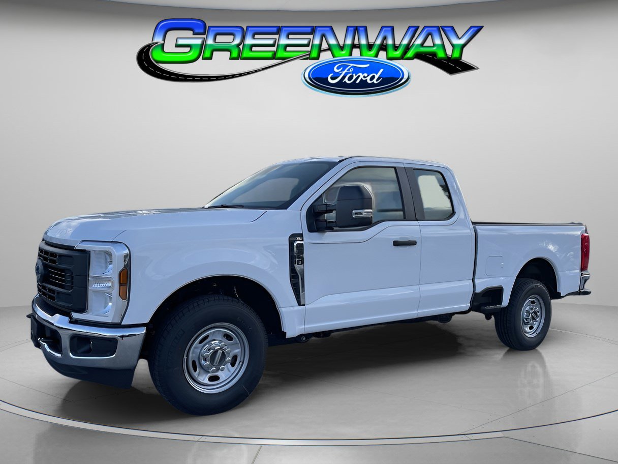 2026 Ford F-350 XL SuperCab 8' Box SRW's photo