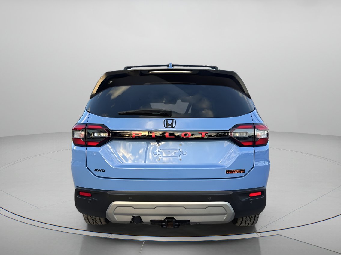 2025 Honda Pilot TrailSport photo 4