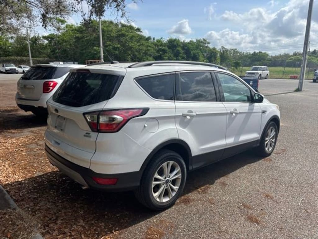 Used 2017 Ford Escape SE Sport Utility