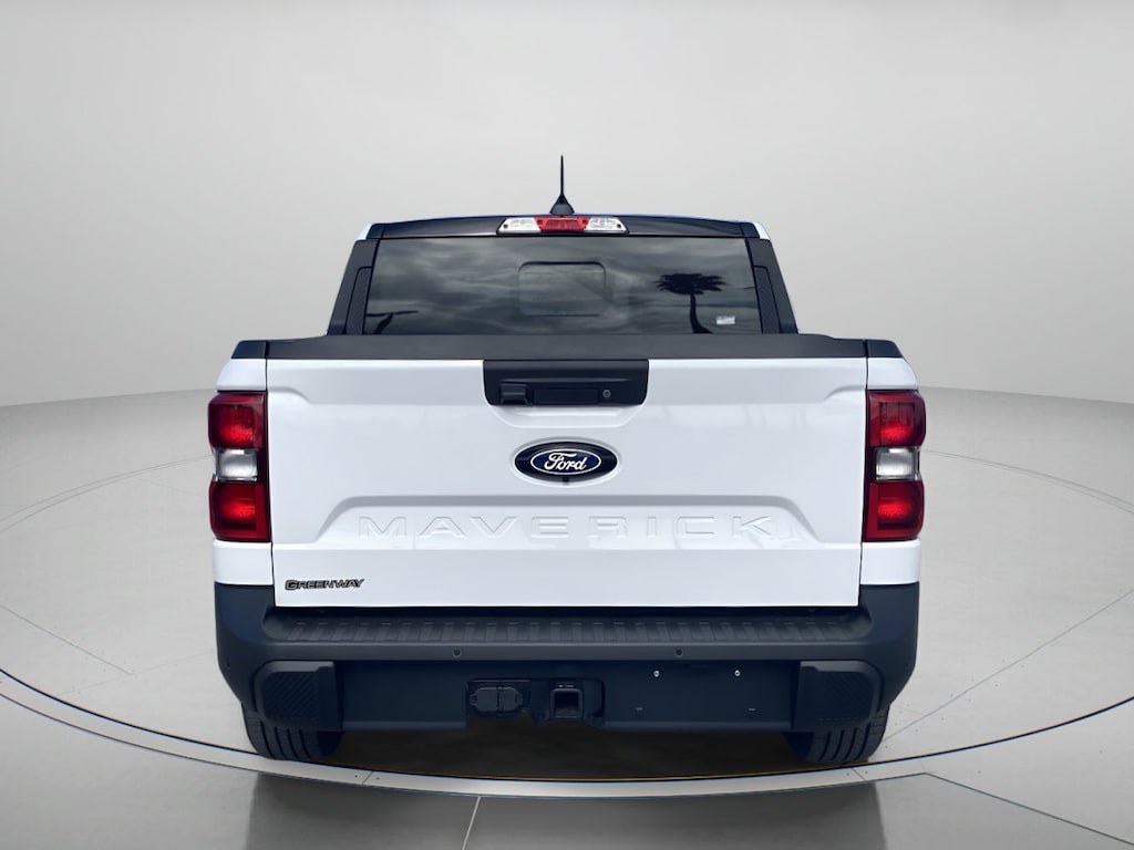 New 2026 Ford Maverick LARIAT Crew Cab Pickup