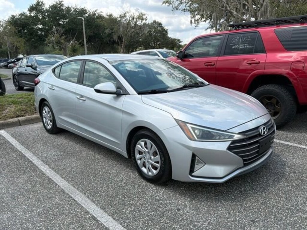 Used 2019 Hyundai Elantra SE 4dr Car