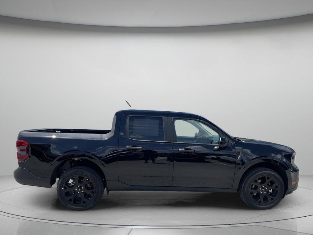 New 2026 Ford Maverick XLT Crew Cab Pickup