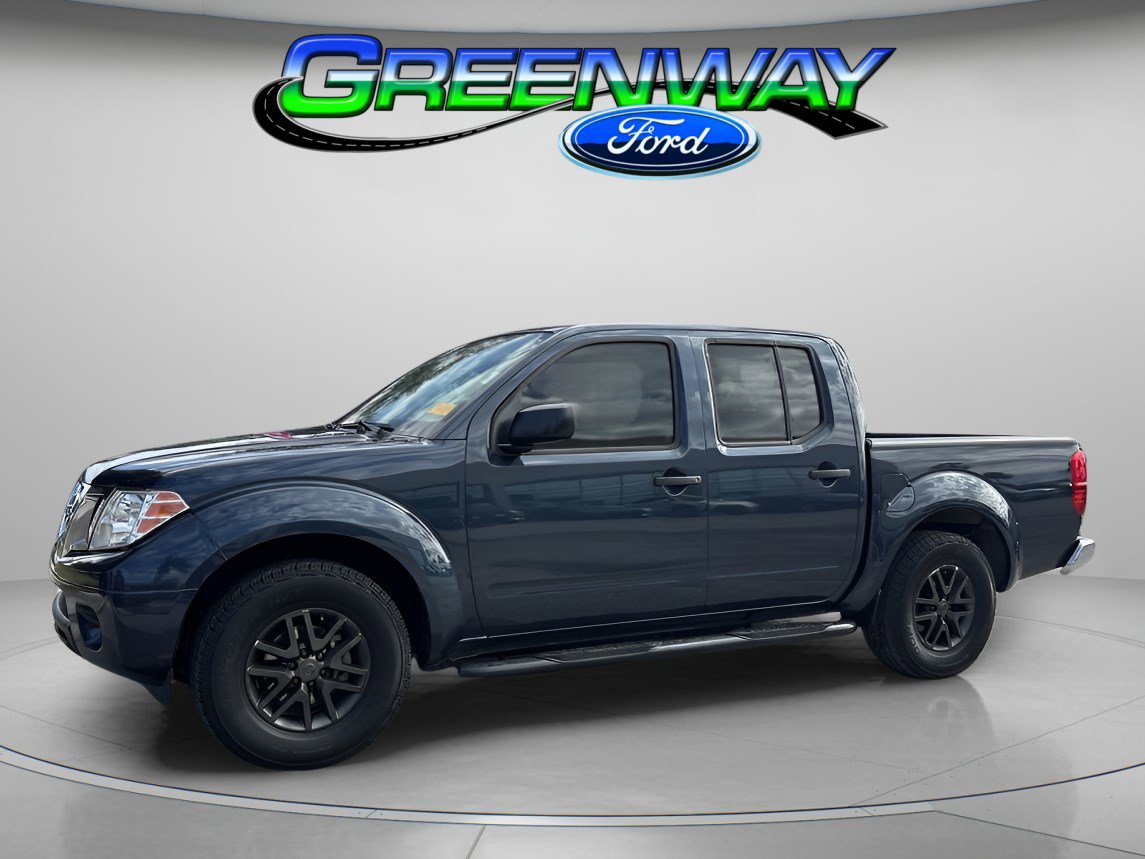 2017 Nissan Frontier SV's photo